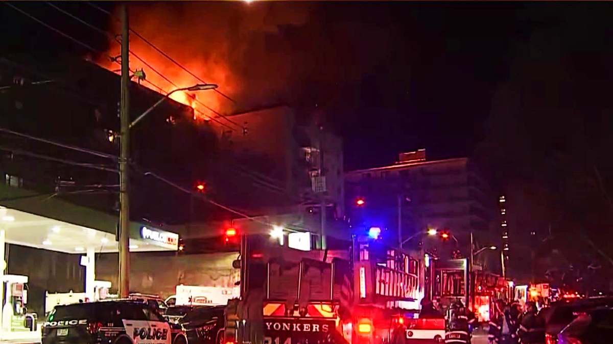 Fire Devours 6-Story NY Apartment Building; 1 Dead Amid Harrowing Rescues