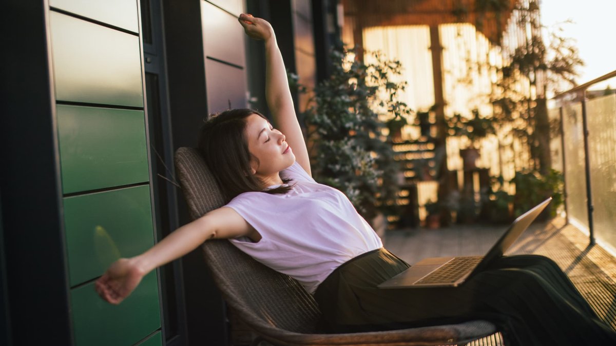 You've Probably Had the Sunday Scaries. To Beat Them, Consider 'Bare Minimum Mondays' – NBC New York - Vimarsana News
