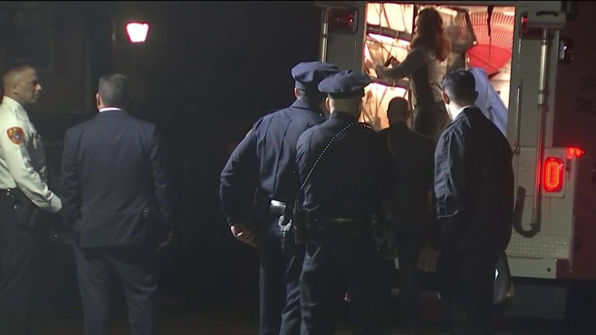 Long Island News: Teen Shot in Calverton Condo Complex – NBC New York - Vimarsana News