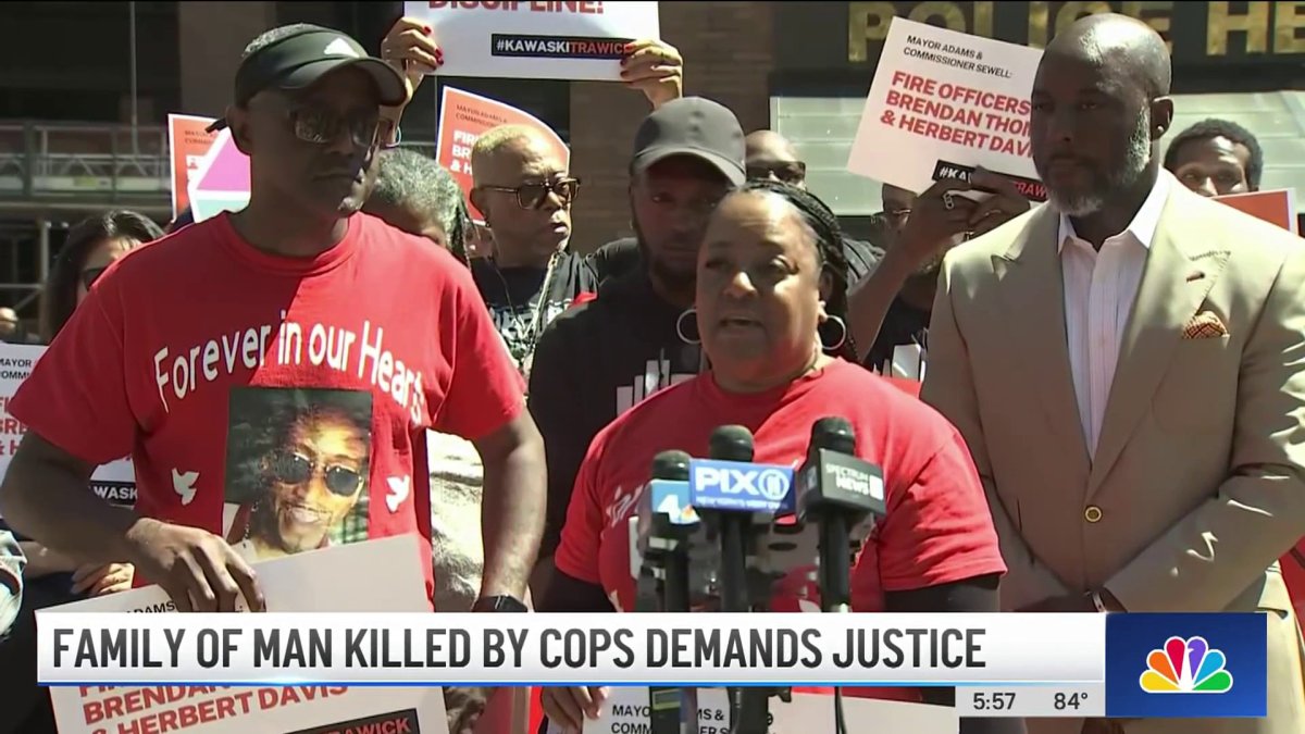 Family of Man Killed by NYPD Officers Years Ago Demands Justice – NBC ...