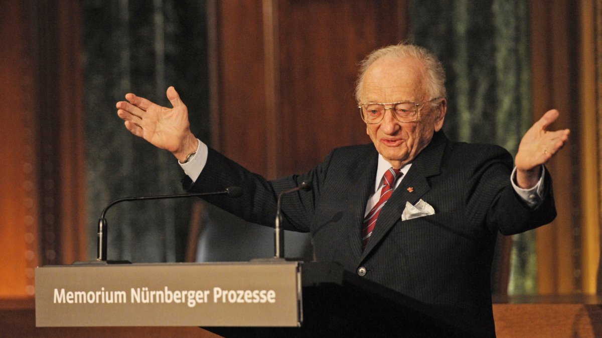 Ben Ferencz, Last Living Nuremberg Prosecutor of Nazi Commanders Dies at 103 – NBC New York - Vimarsana News