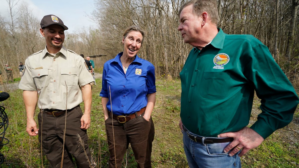 Coalition of Scientists Call for Removal of US Wildlife Director – NBC New York - Vimarsana News