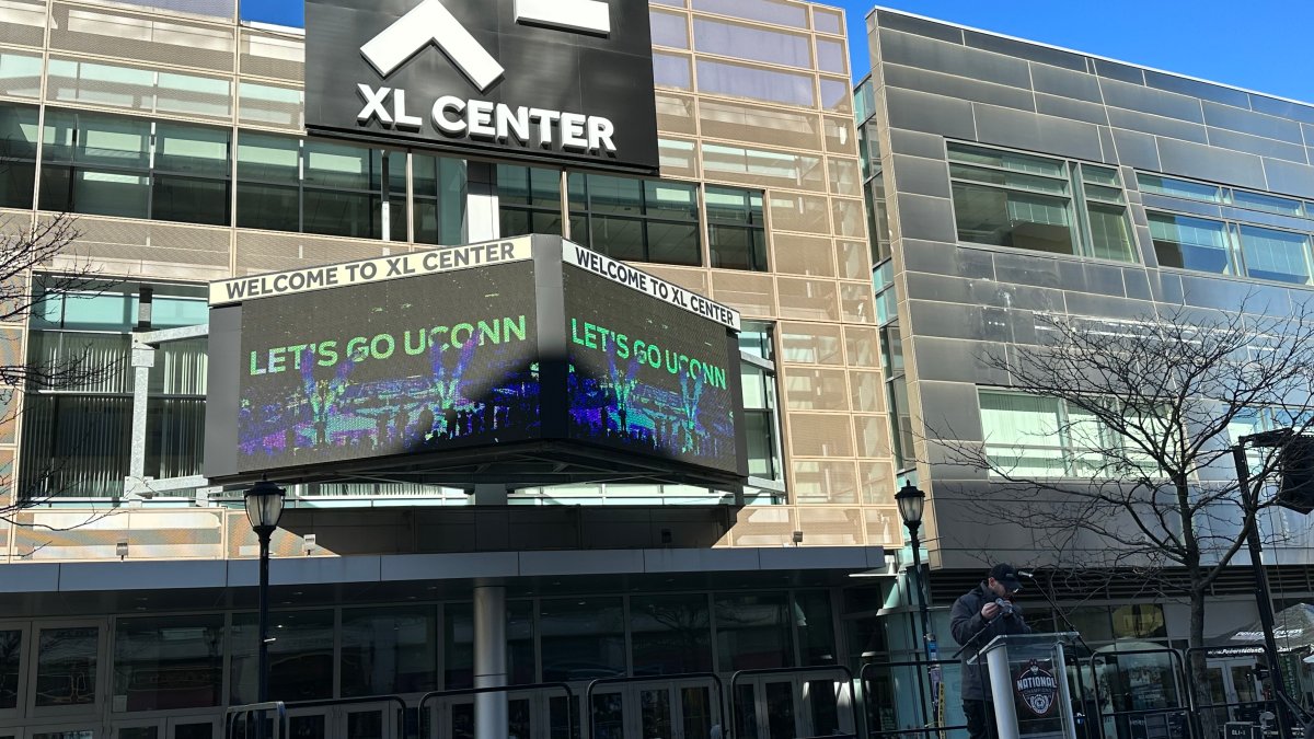 Here's Everything You Need to Know About Saturday's UConn Parade - Vimarsana News