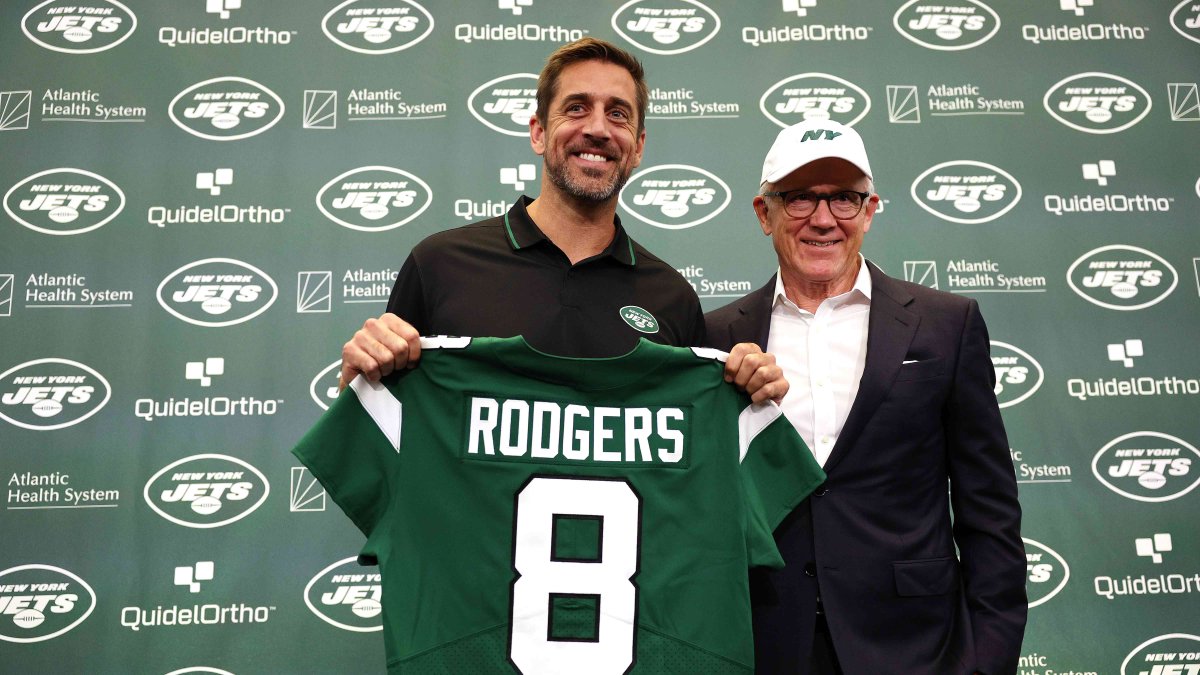 Jets Introduce Aaron Rodgers At Press Conference After Trade – Nbc New York