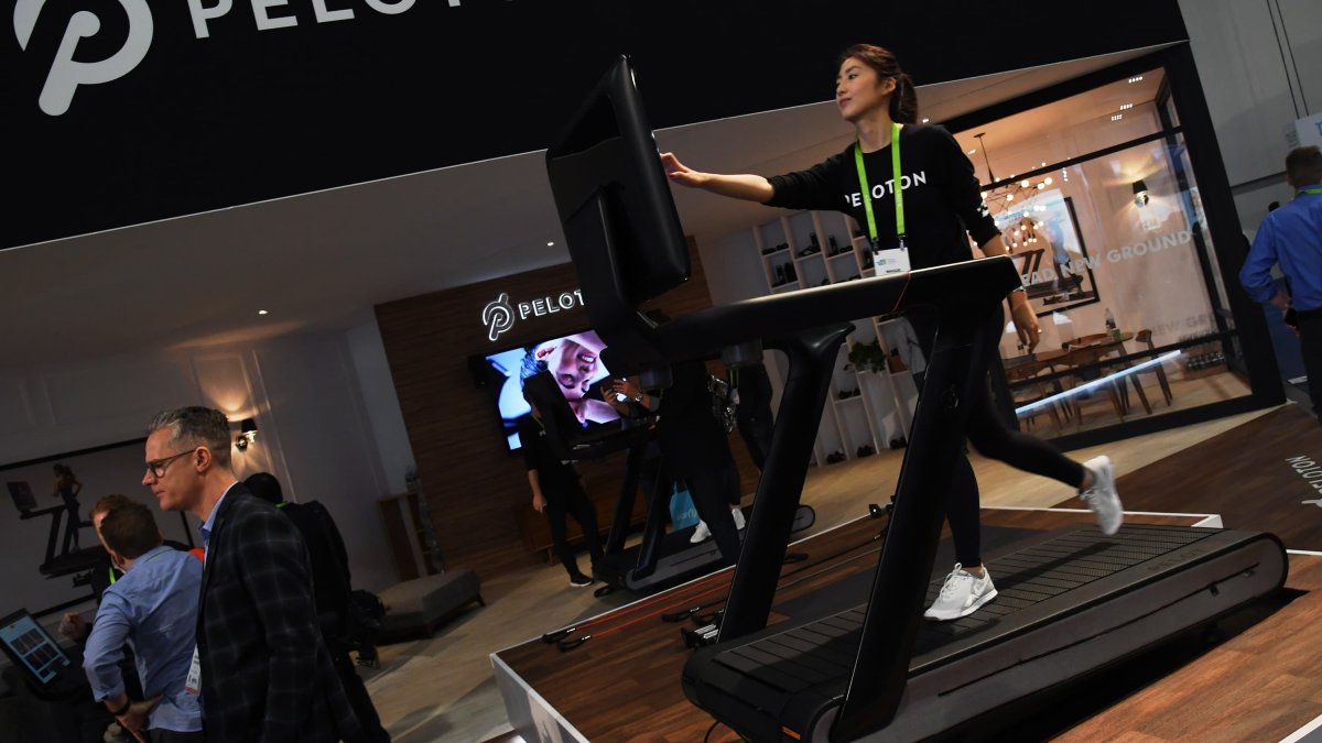 Peloton Will Offer Safety Guard for Recalled Tread+ Treadmill – NBC New York - Vimarsana News