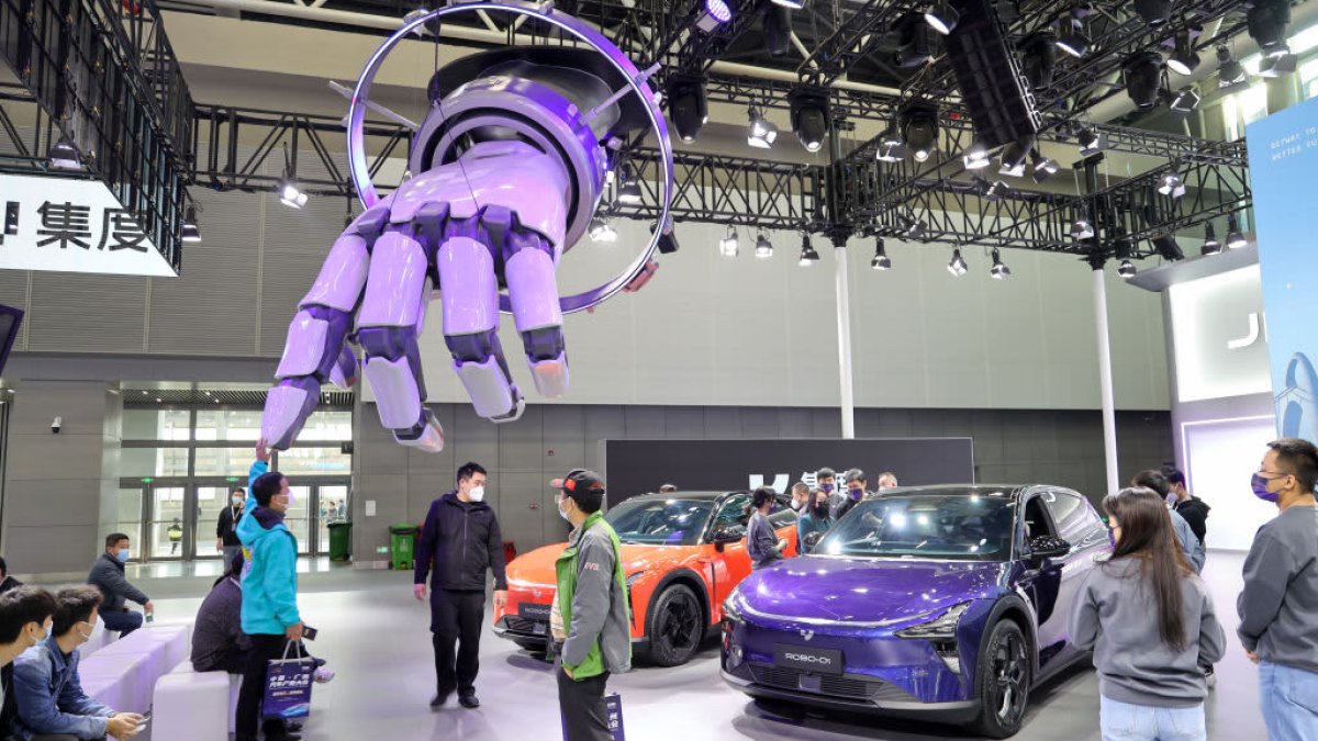 Ex-Apple Employee Accused of Stealing Trade Secrets Is Exec at Baidu Self-Driving Car Joint Venture - Vimarsana News