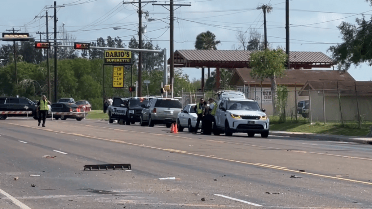 7 Dead, 6 Hurt After Being Struck at a Texas Bus Stop – NBC New York