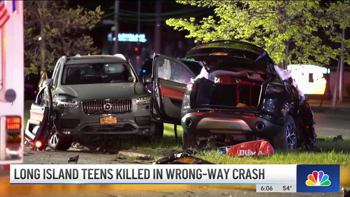 Teen seriously injured in triple car crash on Metropolitan Parkway