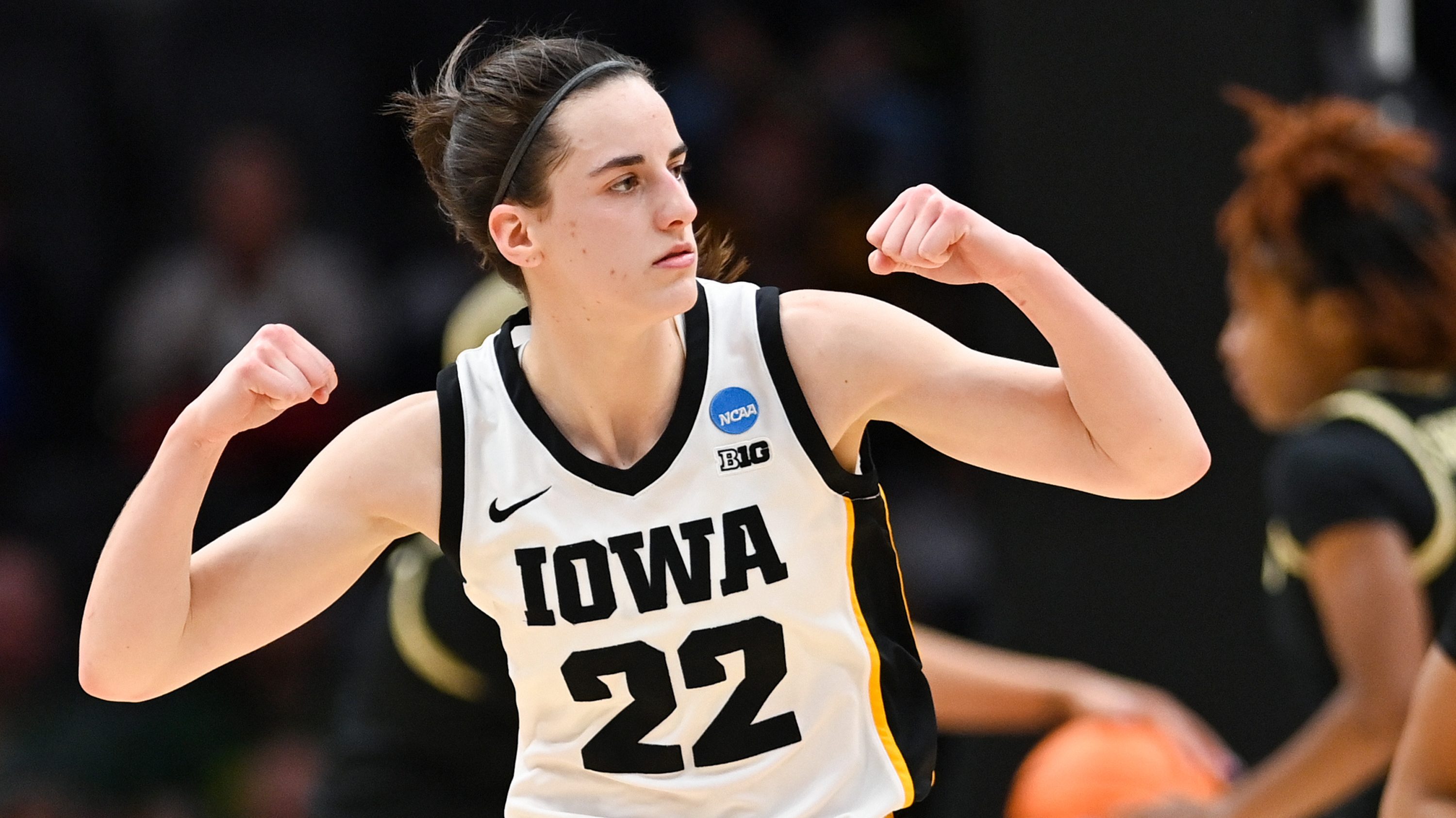 Caitlin Clark Is Entering The 2024 WNBA Draft NBC New York   230330 Caitlin Clark Getty 