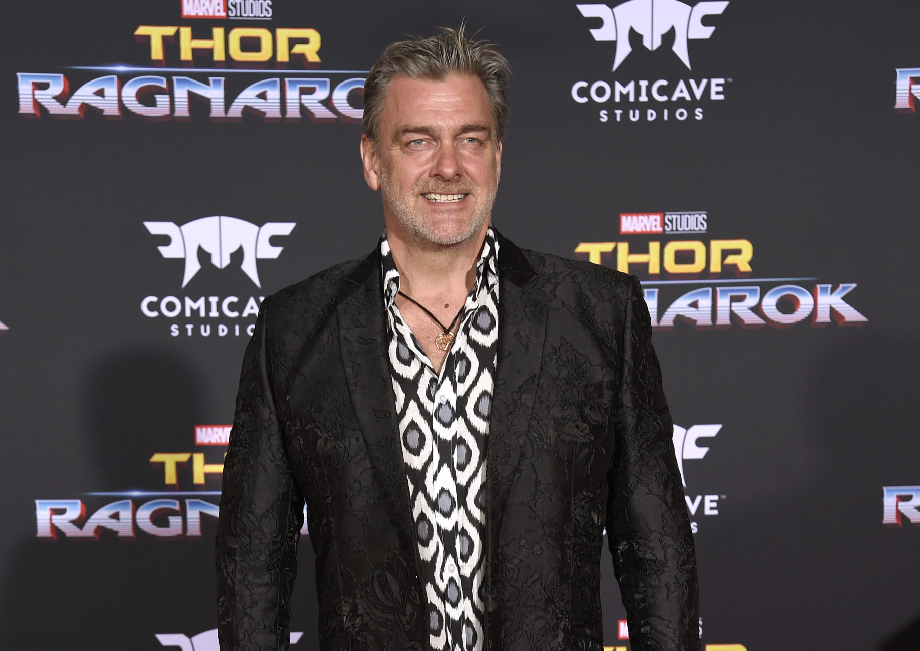 ray stevenson actor net worth - Ilustrasi 2