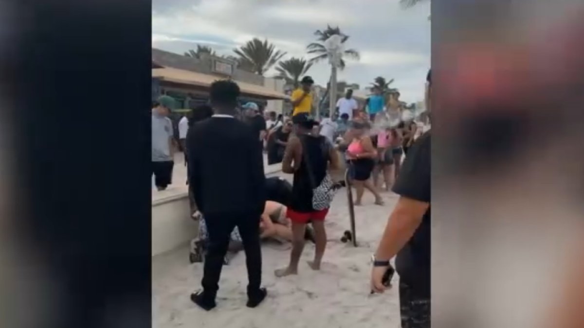 Mass Shooting at Hollywood Beach Broadwalk Injures 9 on Memorial Day NBC New York