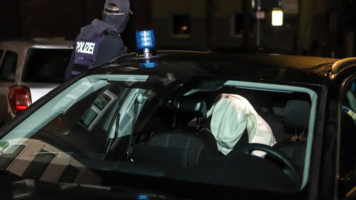 Around 100 Arrested in Germany, Italy Related To Mafia Group – NBC New York - Vimarsana News