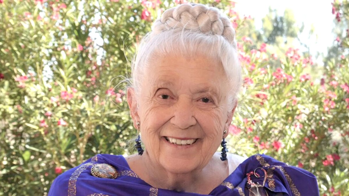 A 102-Year-Old Doctor's Tips for a Healthy, Happy Life – NBC New York - Vimarsana News