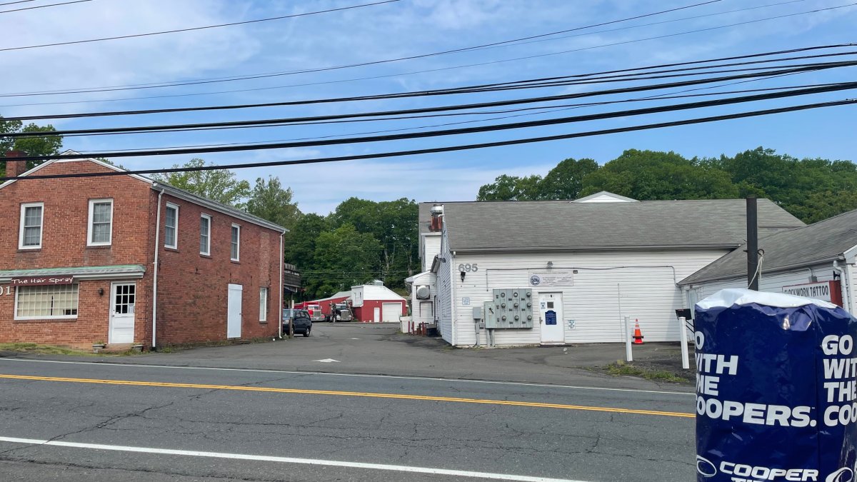 Man Shot and Killed in Parking Lot of Middletown, Conn. Hookah Lounge ...