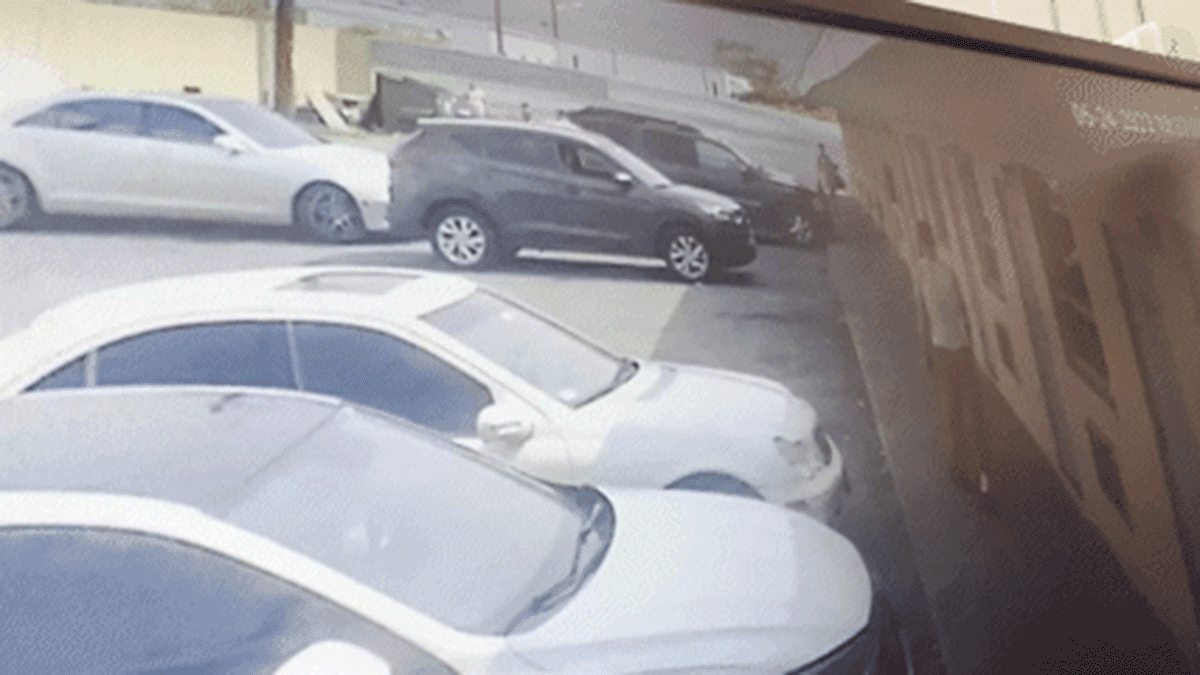 NJ News: Fight Breaks Out At TikTok-Famous North Bergen Motel, Driver Tries to Hit Man With Car – NBC New York - Vimarsana News