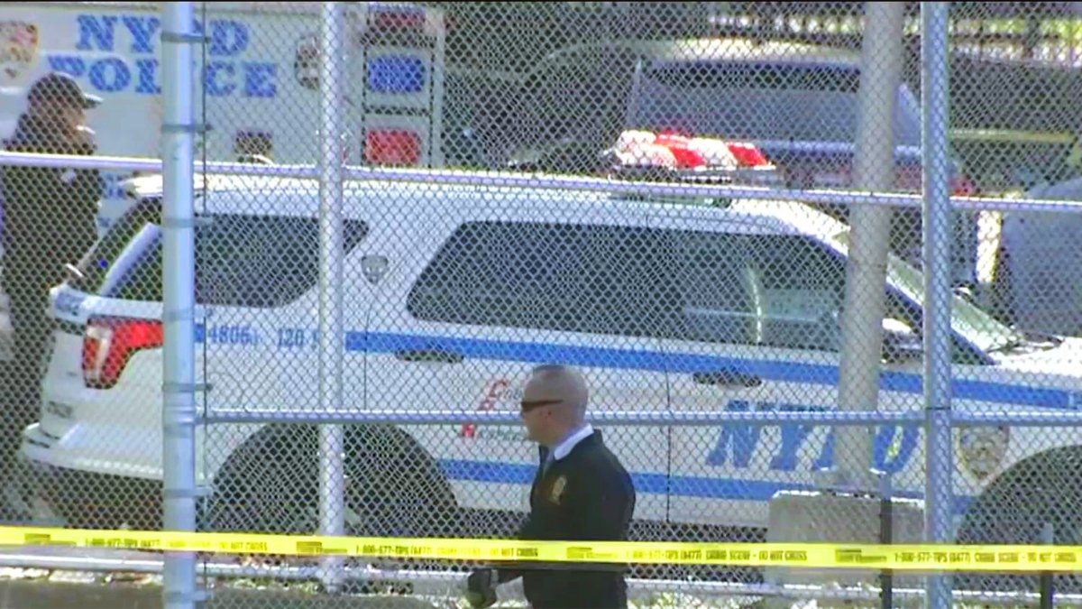 Staten Island Shooting Kills Teen at Playground NYPD NBC New York