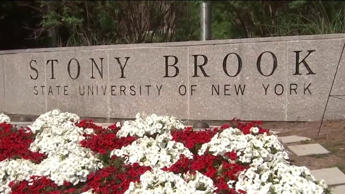 Simons Foundation Announces Historic $500 Million Gift To Stony Brook  University Endowment - SBU News