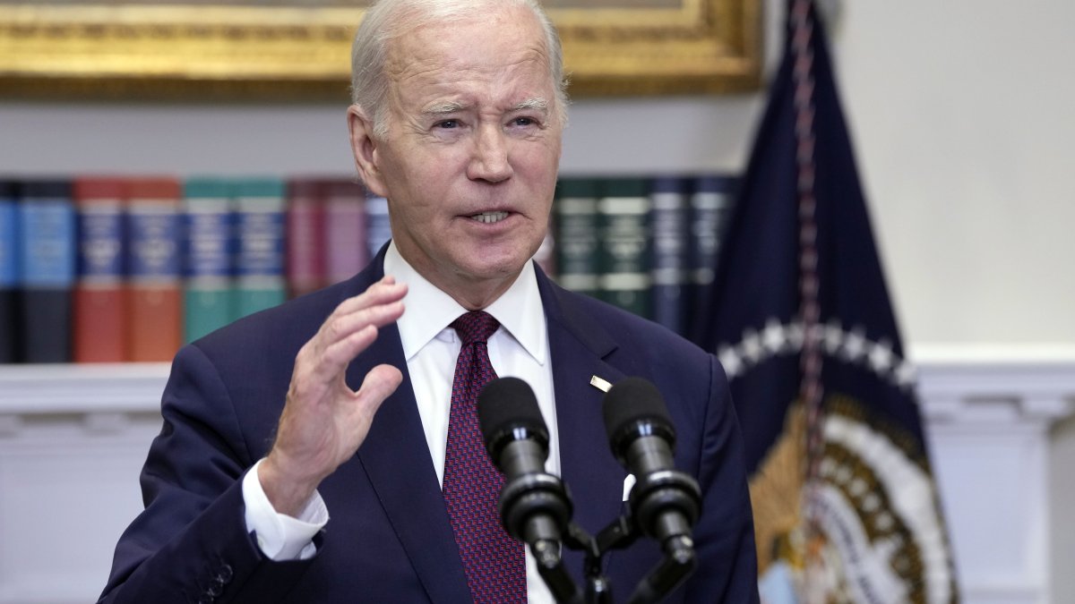 Supreme Court rejects Biden's student loan forgiveness plan – NBC New York - Vimarsana News