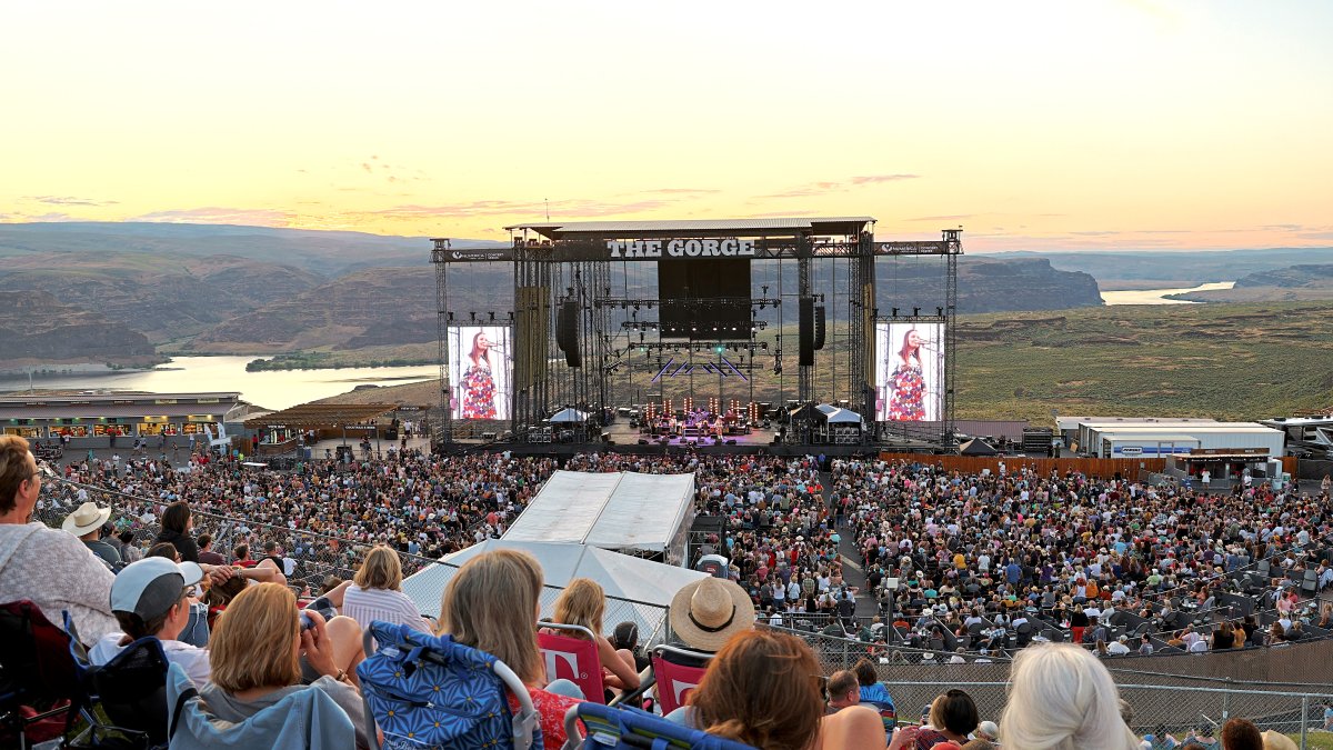 Shooting at Washington State music festival leaves at least 2 dead ...