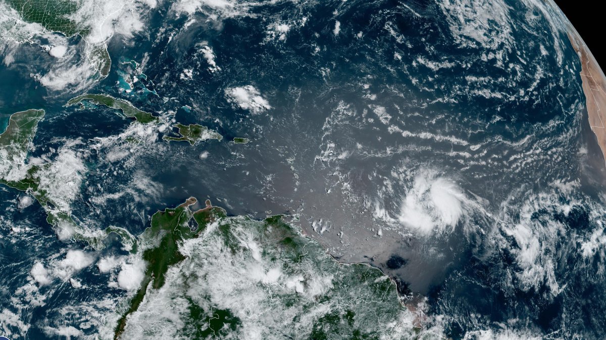 Tropical Storm Bret Spins Toward Eastern Caribbean Nbc New York