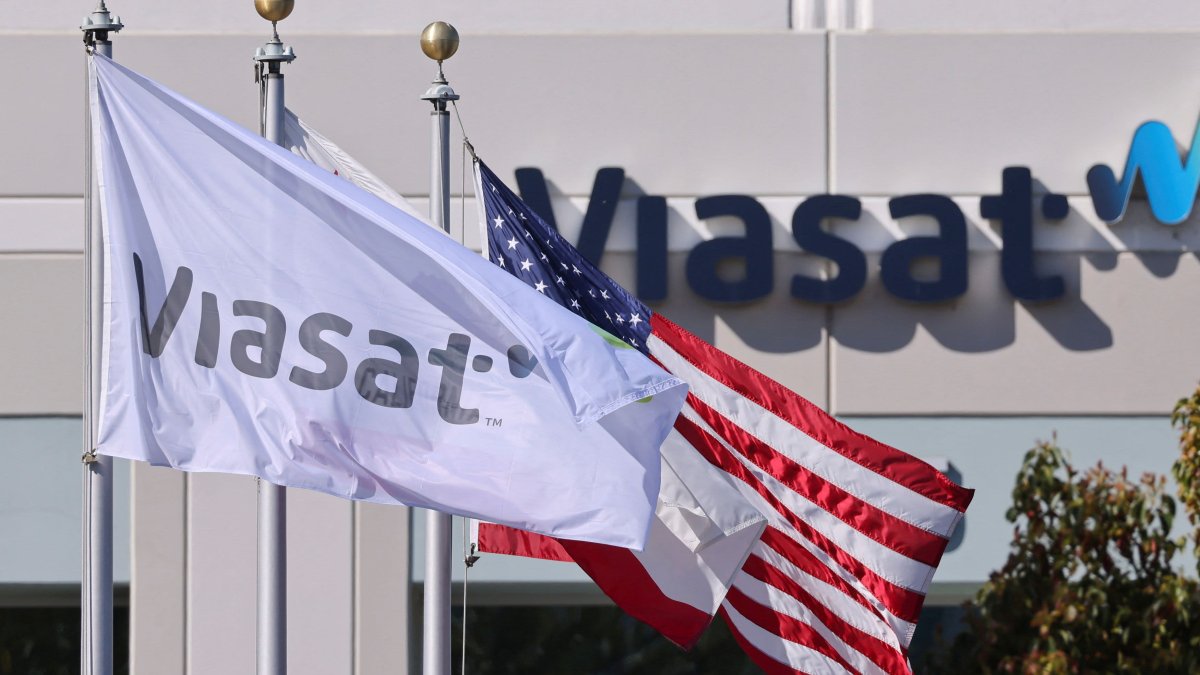 Viasat revenue grows as investigation continues into malfunctioning $750 million satellite - Vimarsana News