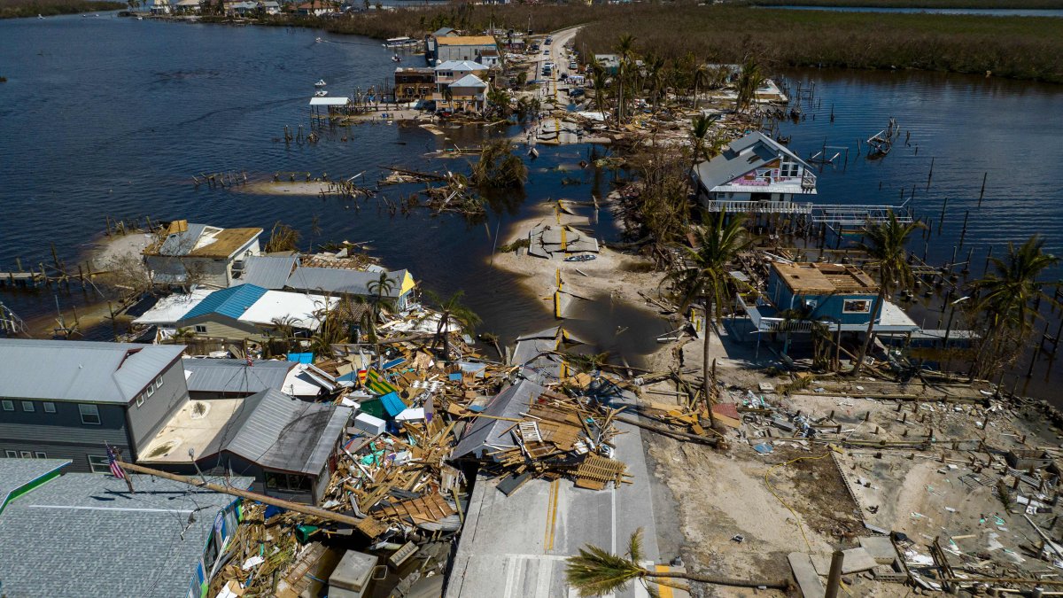 Home insurance rates rise as climate change makes wildfires, storms more common – NBC New York - Vimarsana News