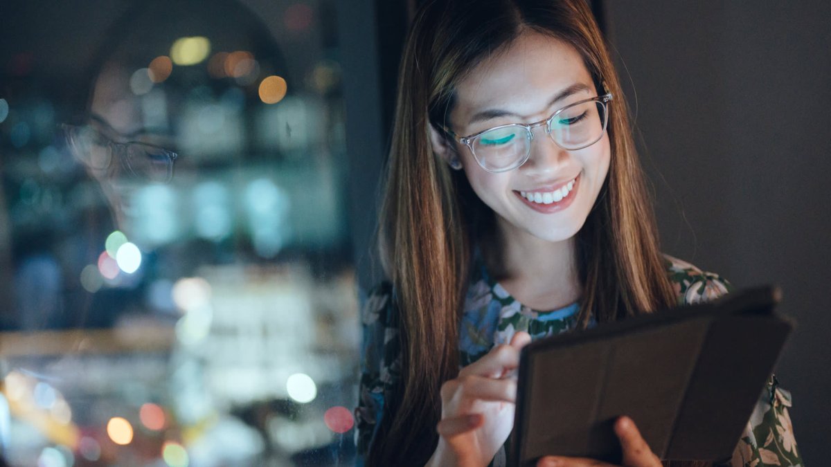 Singapore workers are the world's fastest in adopting AI skills, LinkedIn report says - Vimarsana News