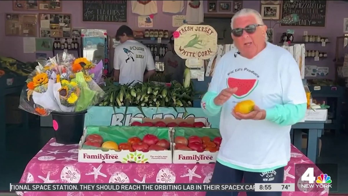 Produce Pete Picking heirloom tomatoes NBC New York
