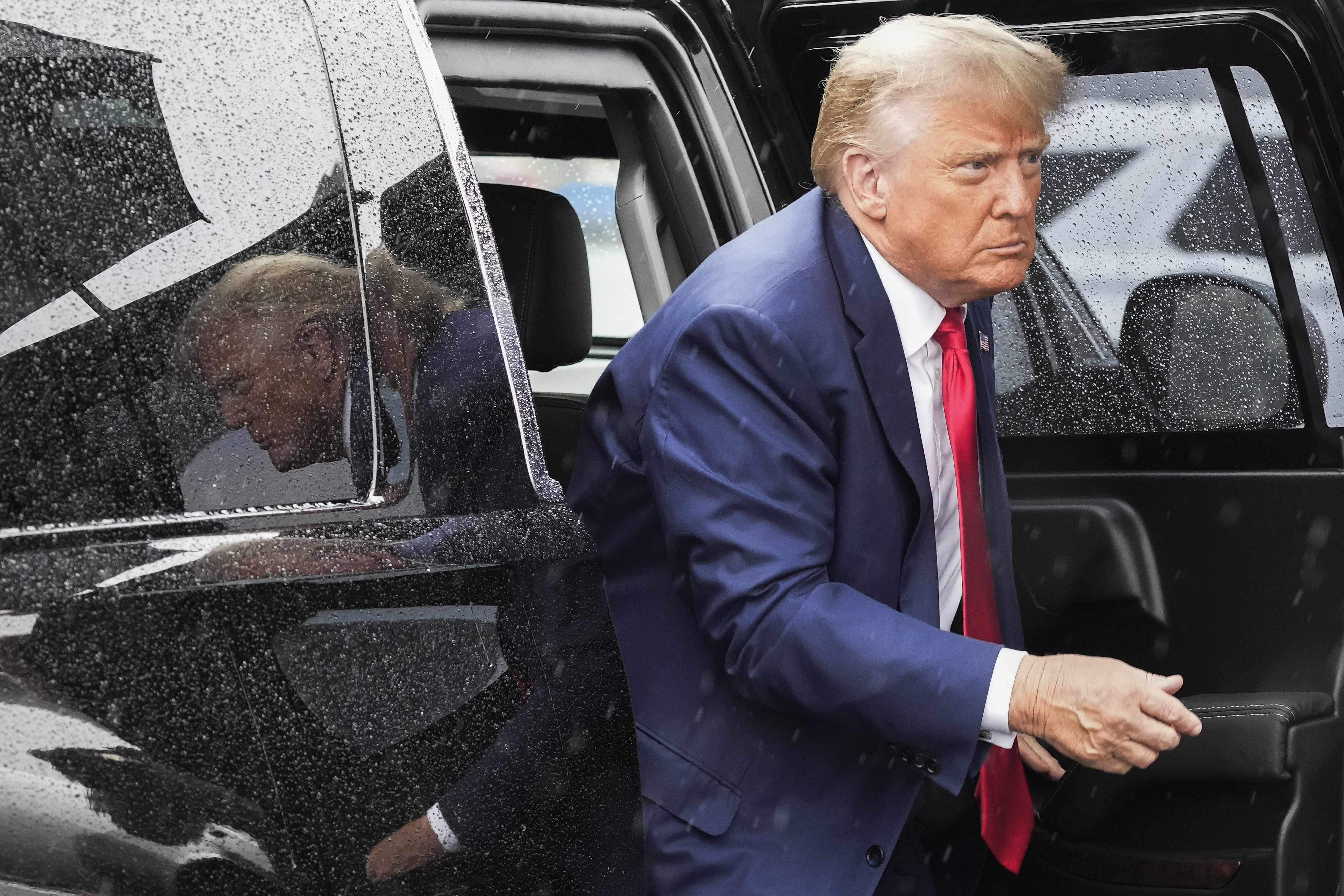 Trump to set to surrender at Georgia's Fulton County jail – NBC New York - Vimarsana News