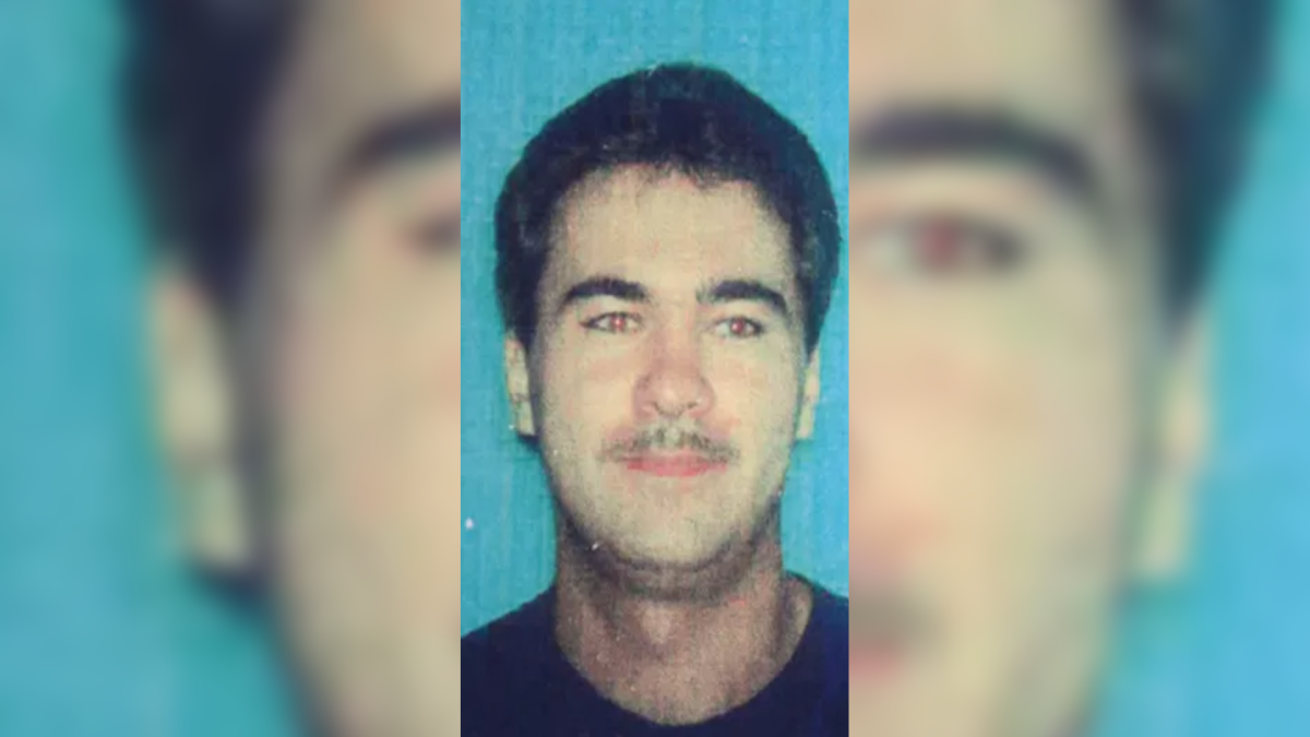 Florida man linked to 1996 cold case by beer cans is convicted in convenience store killing - Vimarsana News