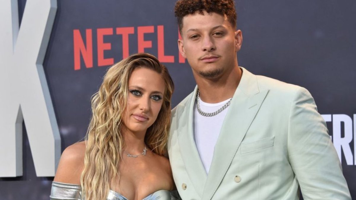 Patrick Mahomes’ wife Brittany Mahomes fractures her back – NBC New York