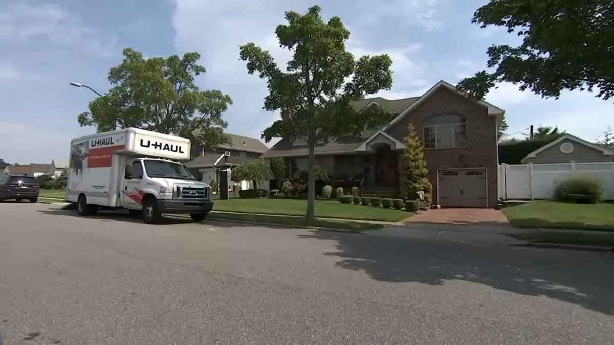 Long Island news Man fired rifle from Massapequa home, hitting other