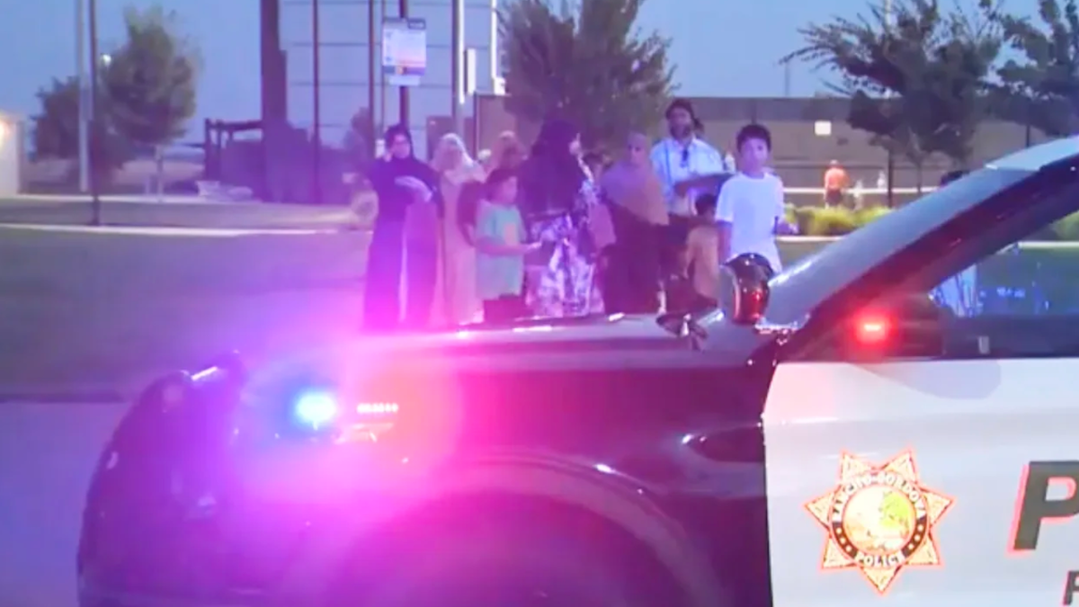 Man arrested after threatening to 'shoot and bomb' Middle Eastern people in California park, authorities say – NBC New York - Vimarsana News