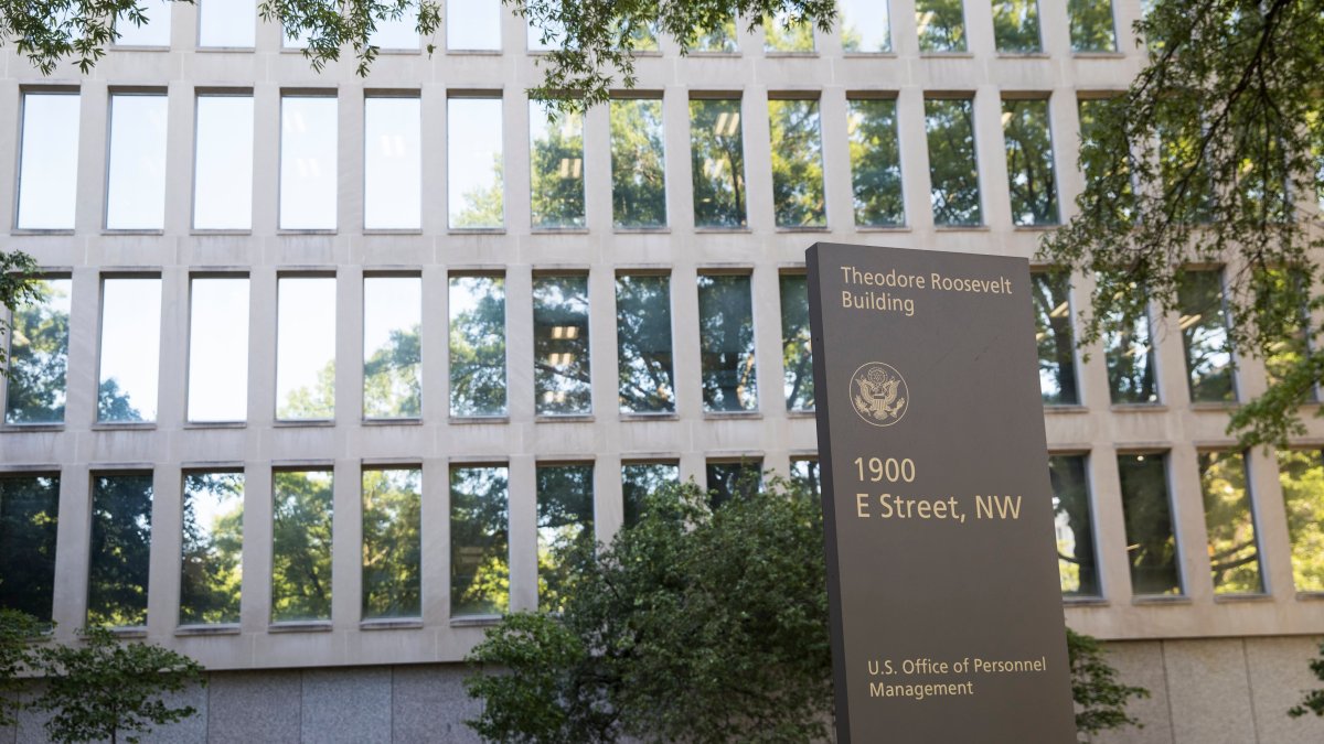 Former OPM employee sentenced to 2 years probation for directing contracts to family-owned companies - Vimarsana News