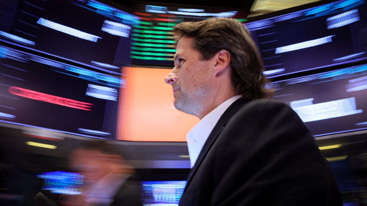 CNBC Daily Open: September is 'likely to remain messy' – NBC New York - Vimarsana News