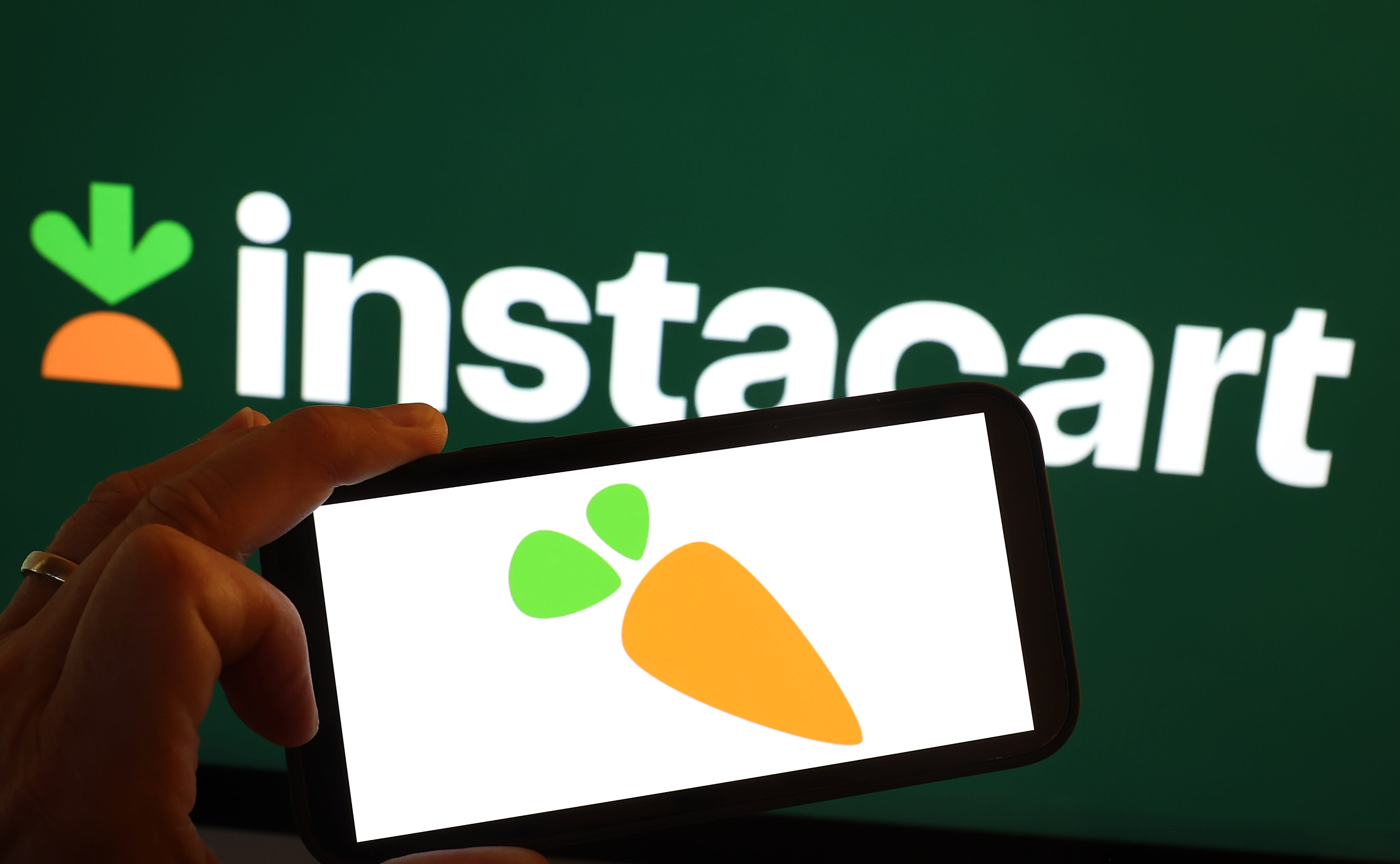 nbcnewyork.com - Schumer slams alleged Instacart artificial intelligence-powered price changes