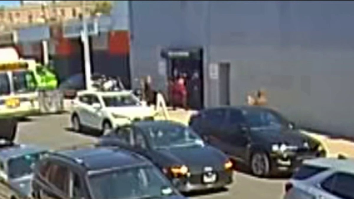 UPS driver beaten, truck damaged in latest Queens road rage case – NBC ...