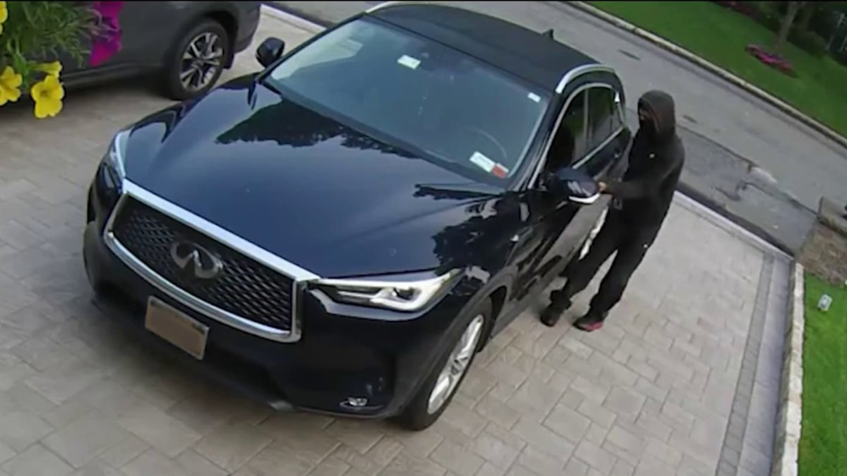 纽约警察局(NYPD)使用新的车牌识别器来打击汽车盗窃问题。