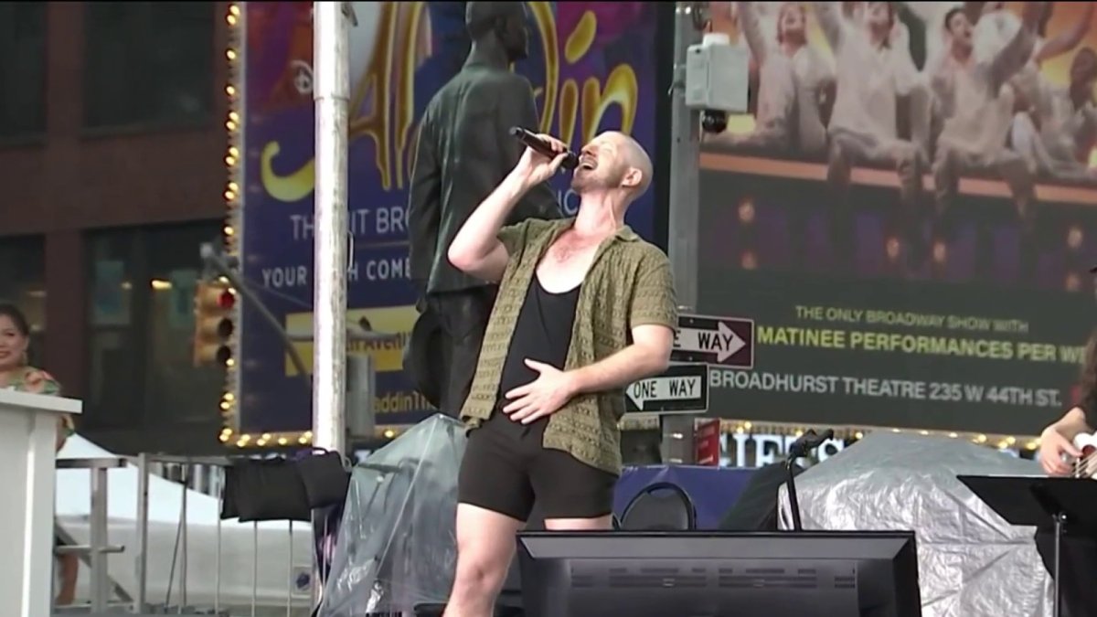 Curtain Up Broadway Festival takes over Times Square, free for all