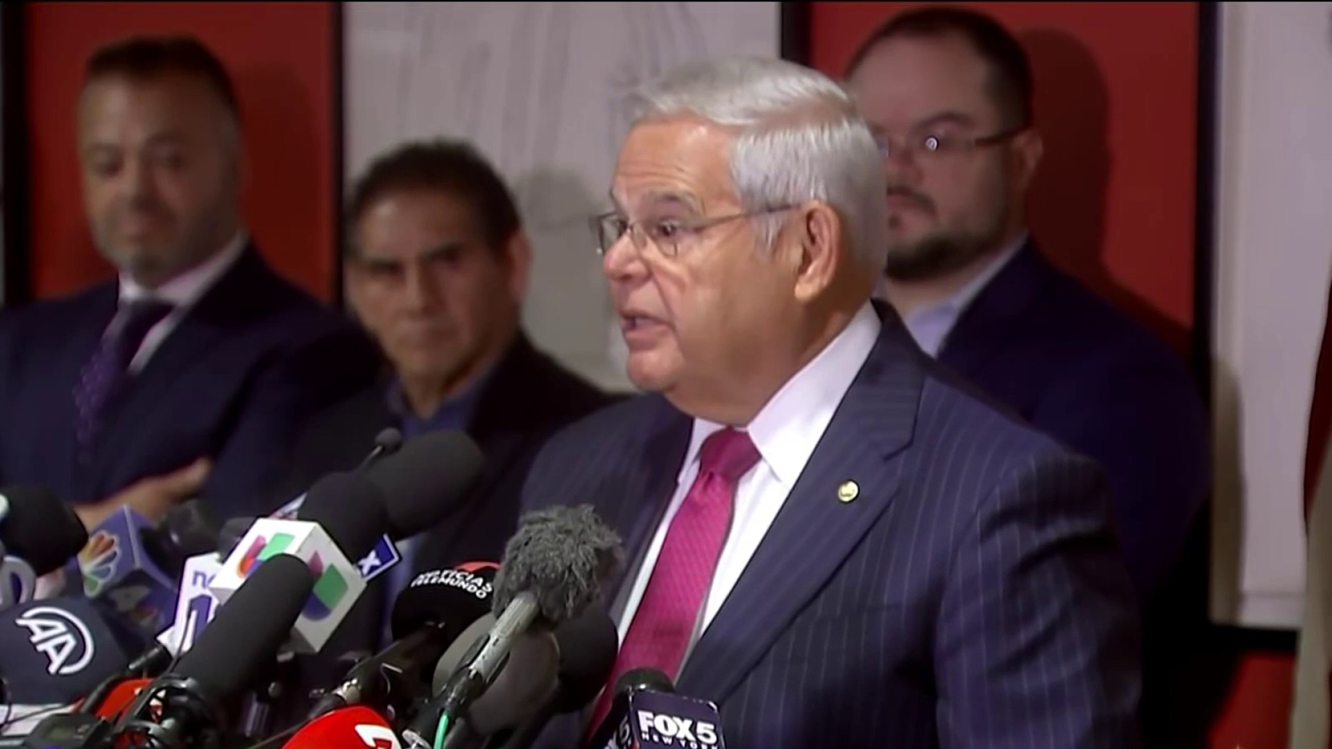 Sen. Bob Menendez Speaks For 1st Time Since Indictment – NBC New York