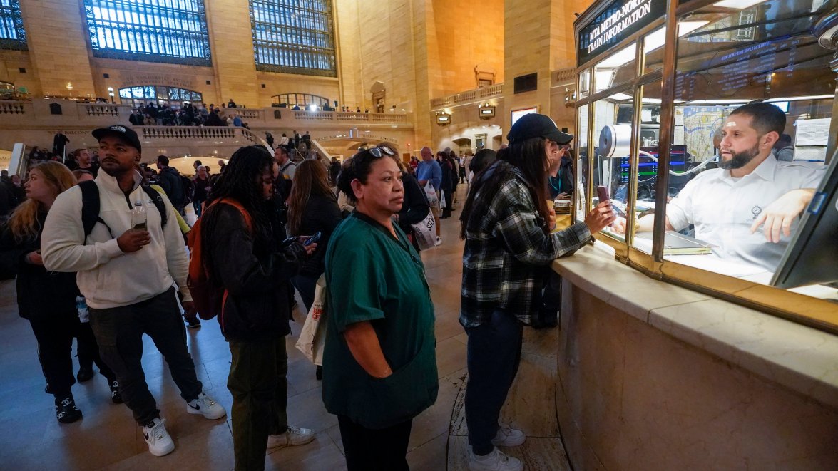 Commuter Alert! What NYC subway and Metro-North lines are running ...