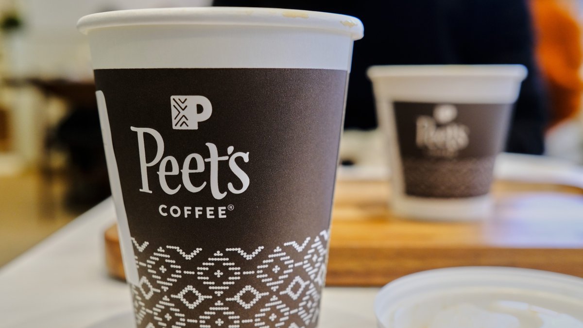 National Coffee Day: Peet's giving free drink to 'disloyal' customers – NBC New York - Vimarsana News