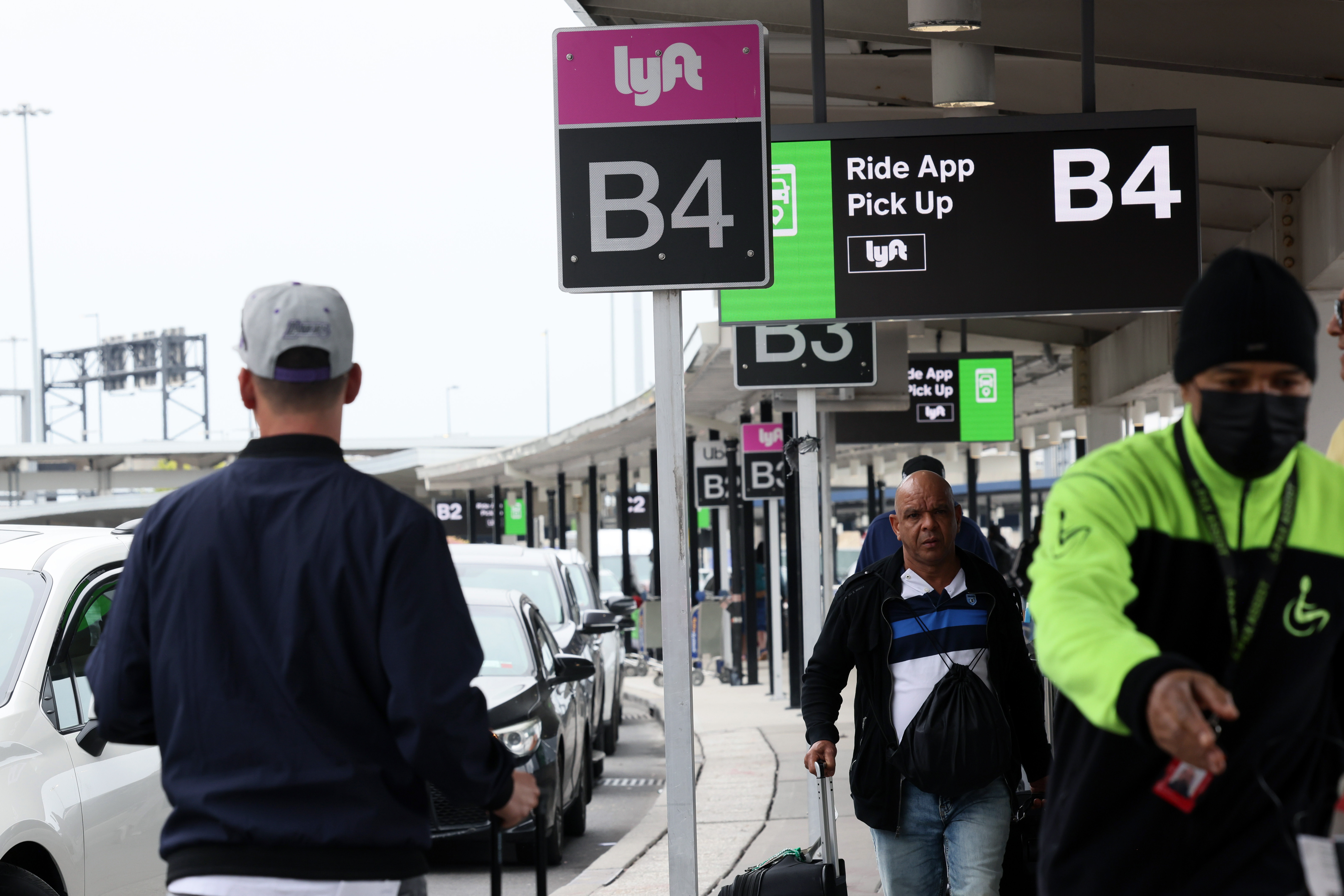 Lyft expands Women+ Connect feature nationwide – NBC New York