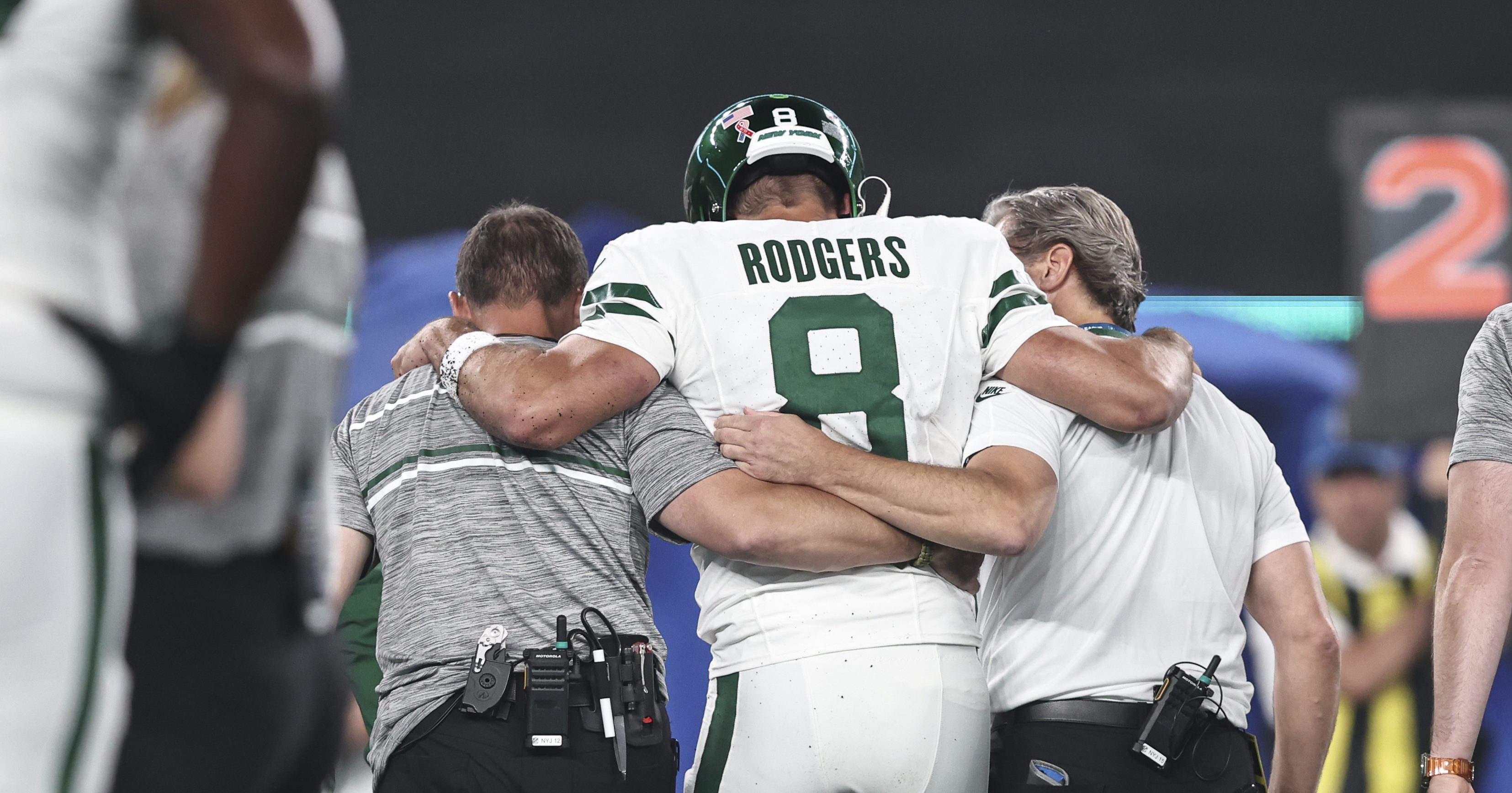 Aaron Rodgers' Jets arrival felt big because it was, now he has to handle  New York