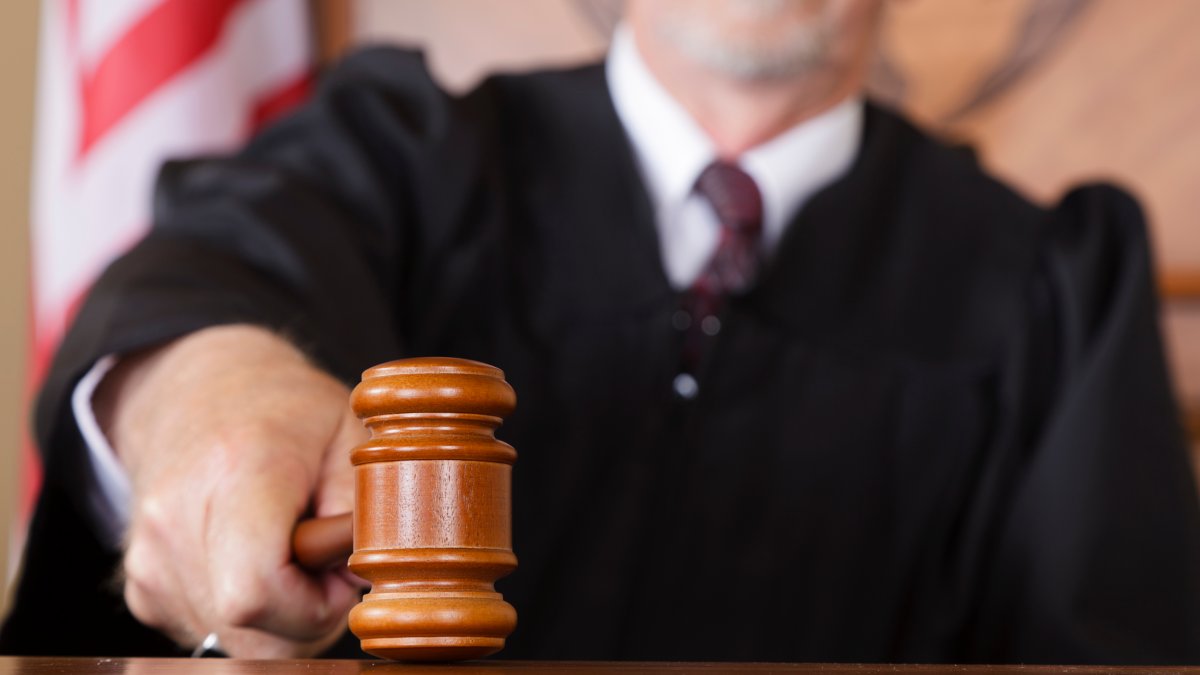 Ex-Olympian pleads guilty to sexually assaulting 9 boys – NBC New York - Vimarsana News