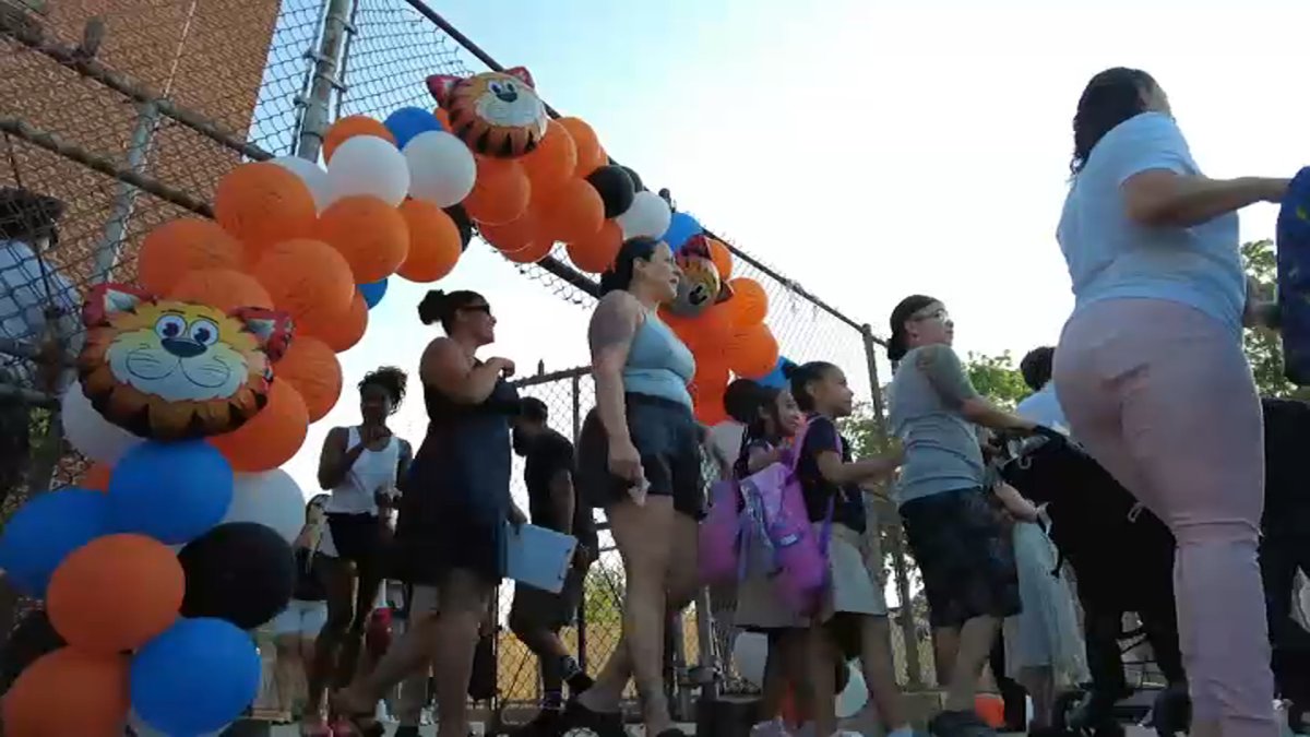 An influx of migrant children tests the preparedness of NYC schools