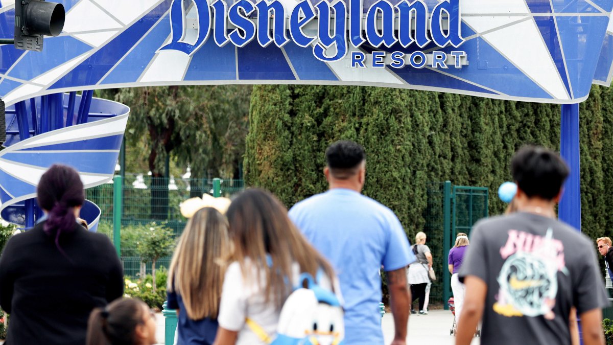 Disney World and Disneyland raise prices for most tickets - Vimarsana News