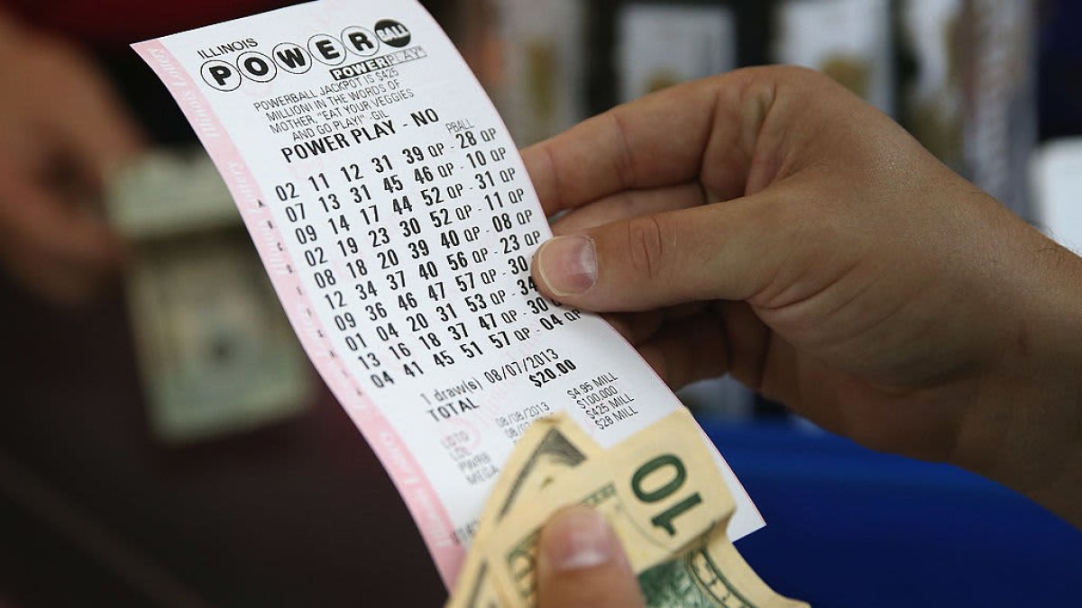 Powerball jackpot hits $1.2 billion. What's the best payout option? Experts weigh lump sum versus annuity - Vimarsana News