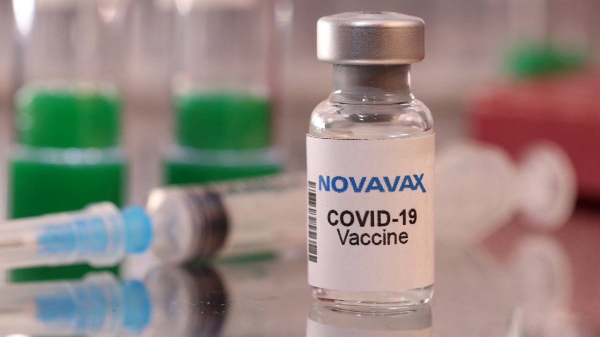 FDA authorizes updated Novavax Covid vaccine as Pfizer, Moderna shots roll out in U.S. - Vimarsana News