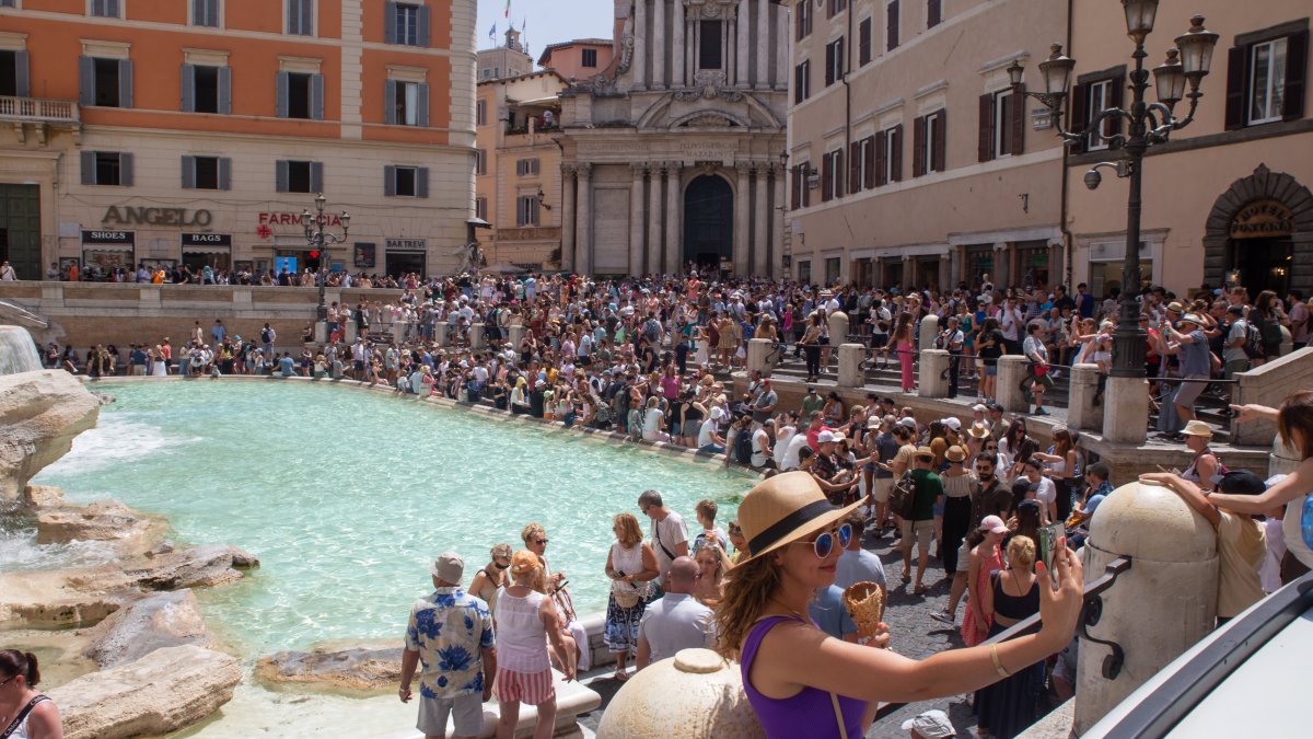 'They just come, take a nice selfie … and leave.' Overtourism returns, but cities are fighting back – NBC New York - Vimarsana News